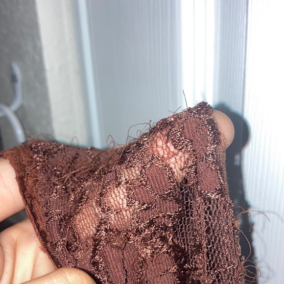 what ; brown ( on the top ) see thru design with flowers with zipper. its cute💫 - Picture 15 of 15